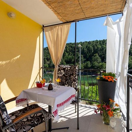 Rokovaca Apartamento Skradin Exterior foto