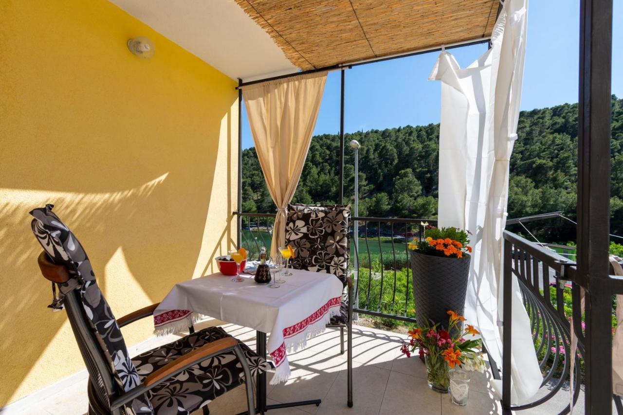 Rokovaca Apartamento Skradin Exterior foto